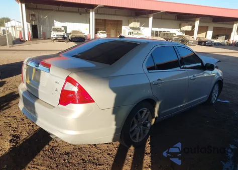 2010 Ford Fusion Sel z USA, uszkodzony, nr VIN 3FAHP0JA2AR334740